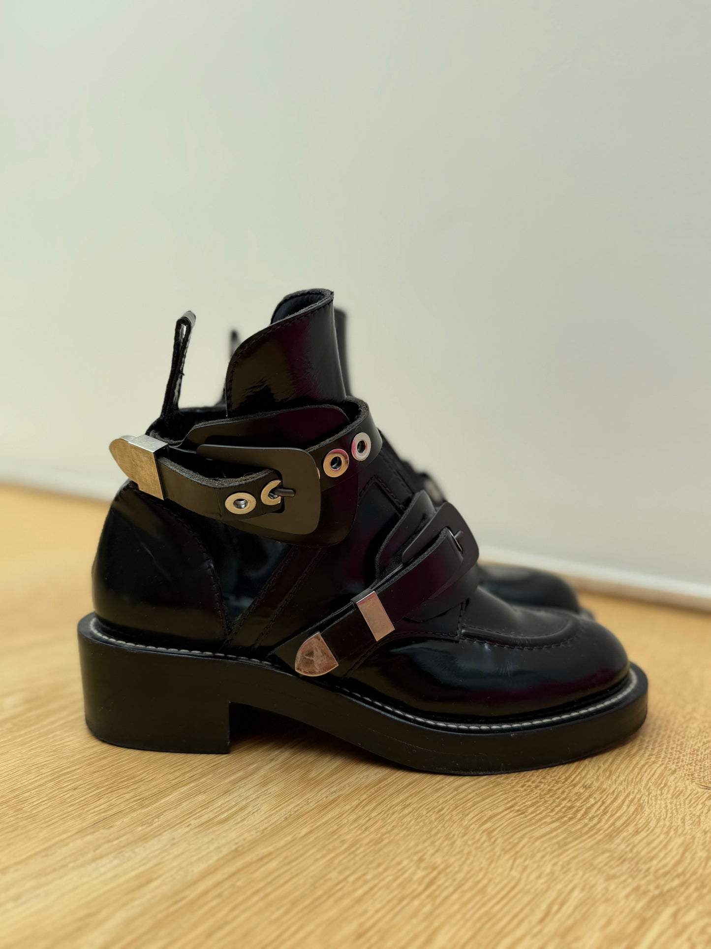 BALENCIAGA ceinture boots