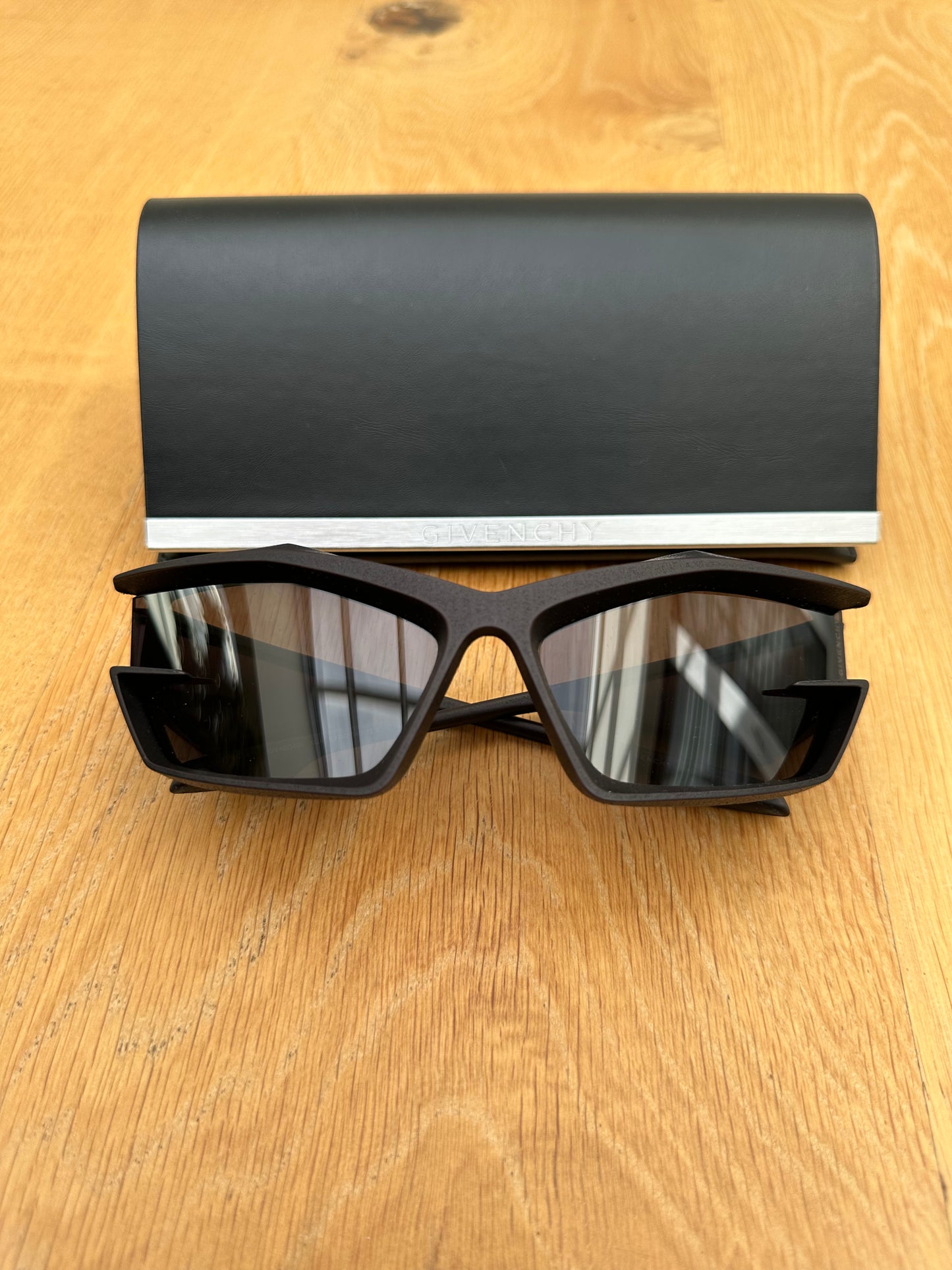 GIVENCHY cut out sunglasses