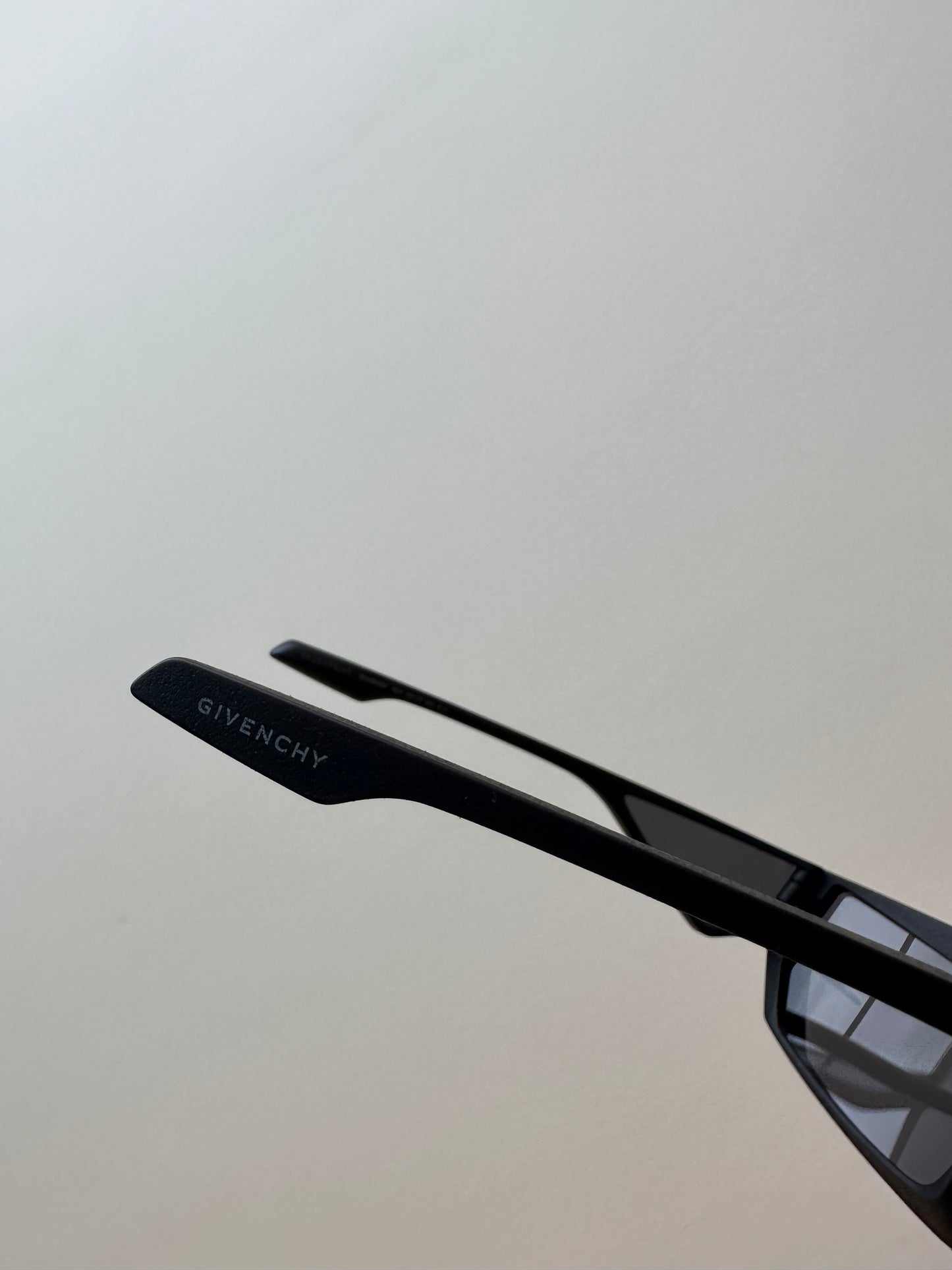 GIVENCHY cut out sunglasses