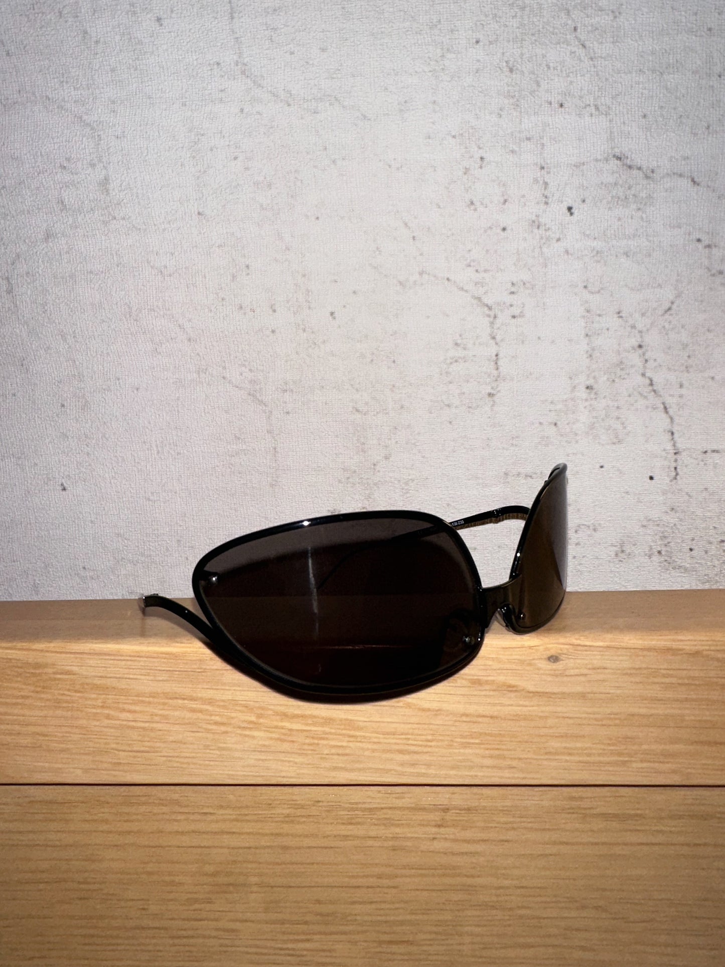 ACNE STUDIOS cat eye sunglasses