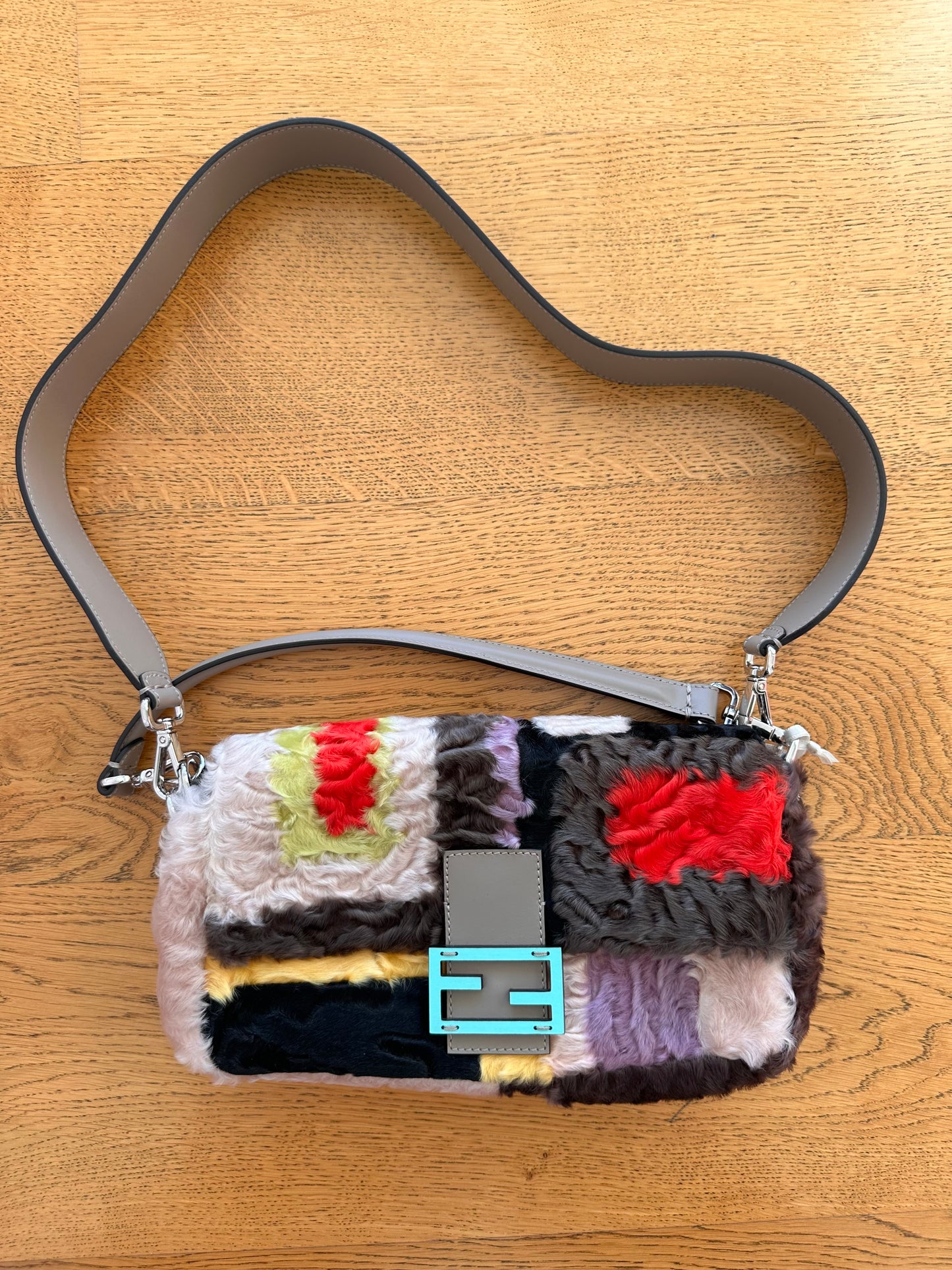 FENDI re-edition baguette bag