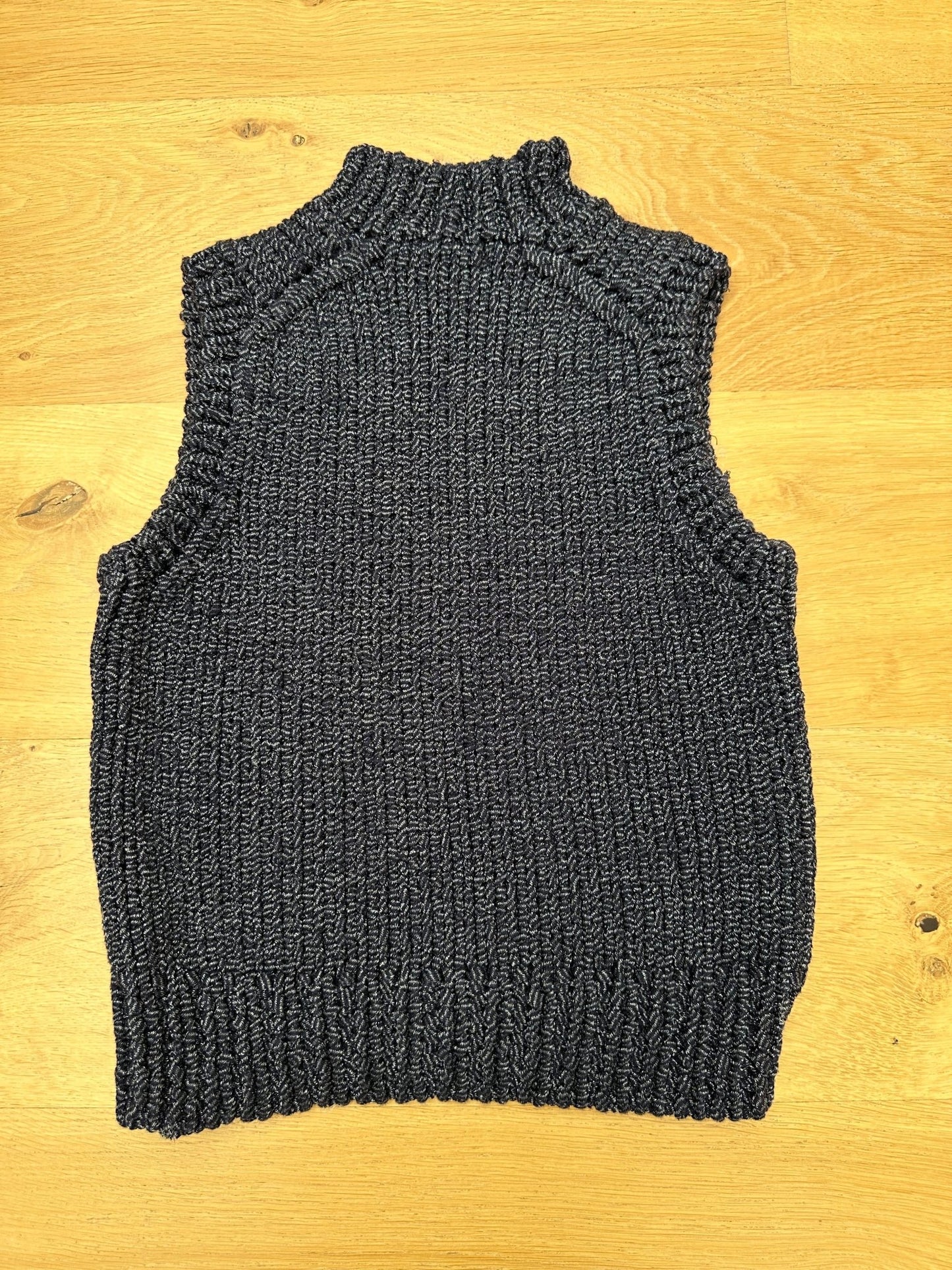 COMME des GARÇONS x Robe de chambre vest - six__pistols designer fashion items