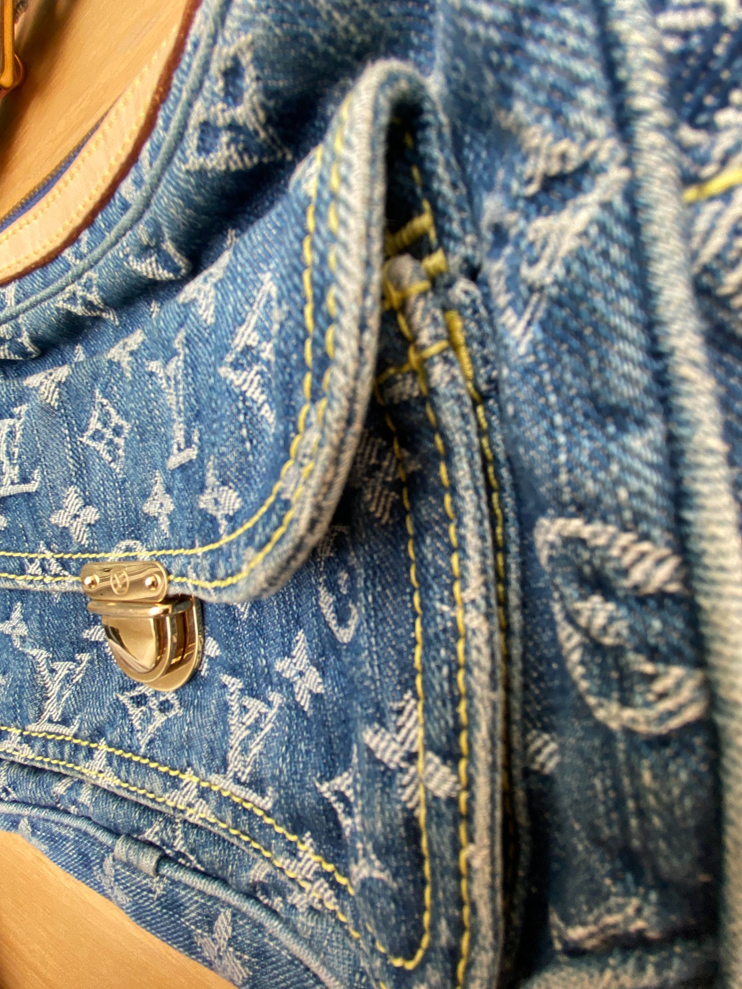 LOUIS VUITTON small denim bum bag