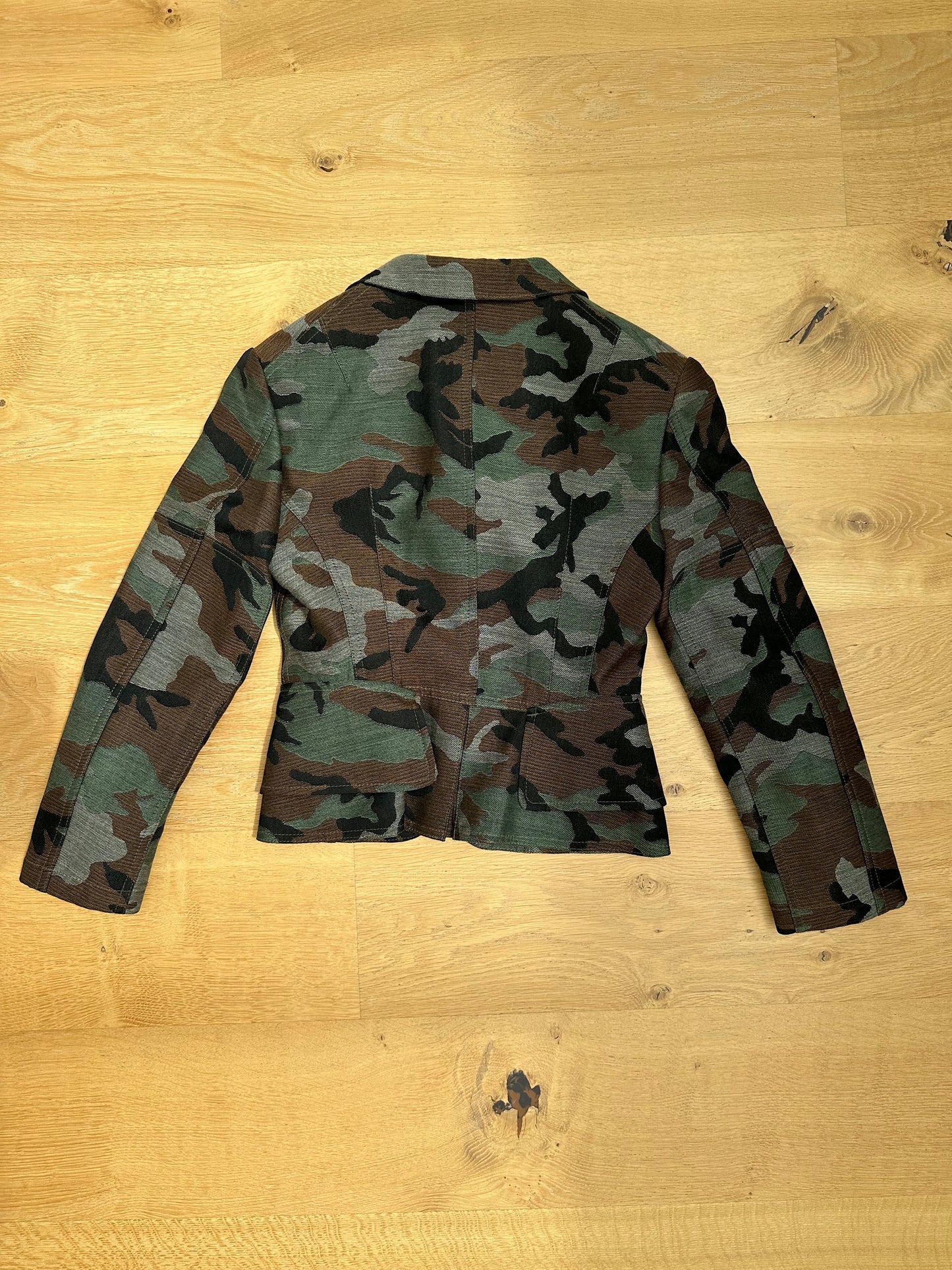 COMME DES GARÇONS camo blazer