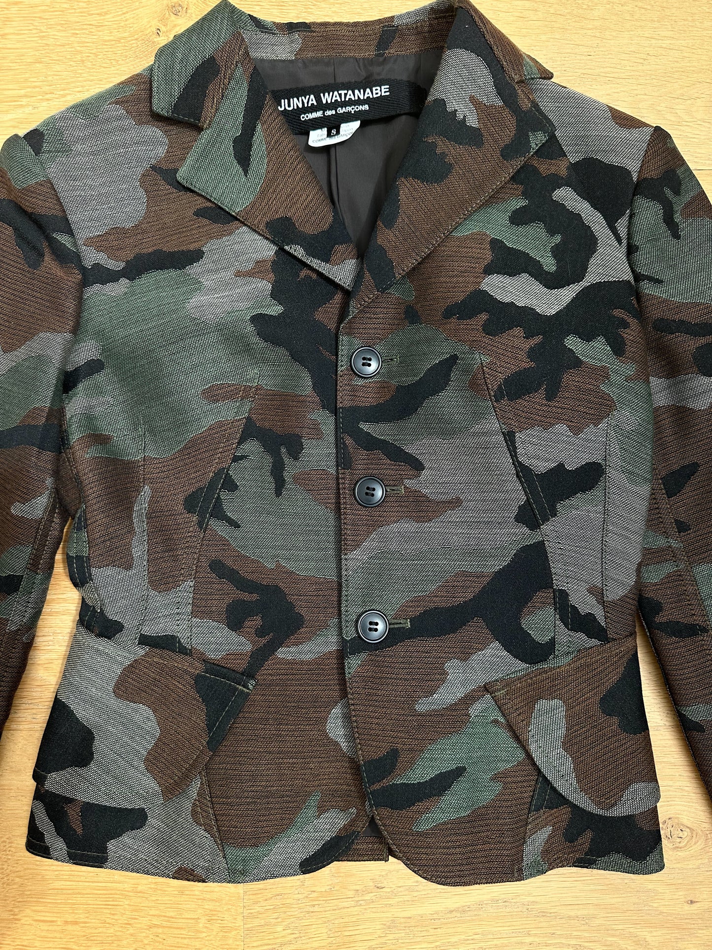 COMME DES GARÇONS camo blazer