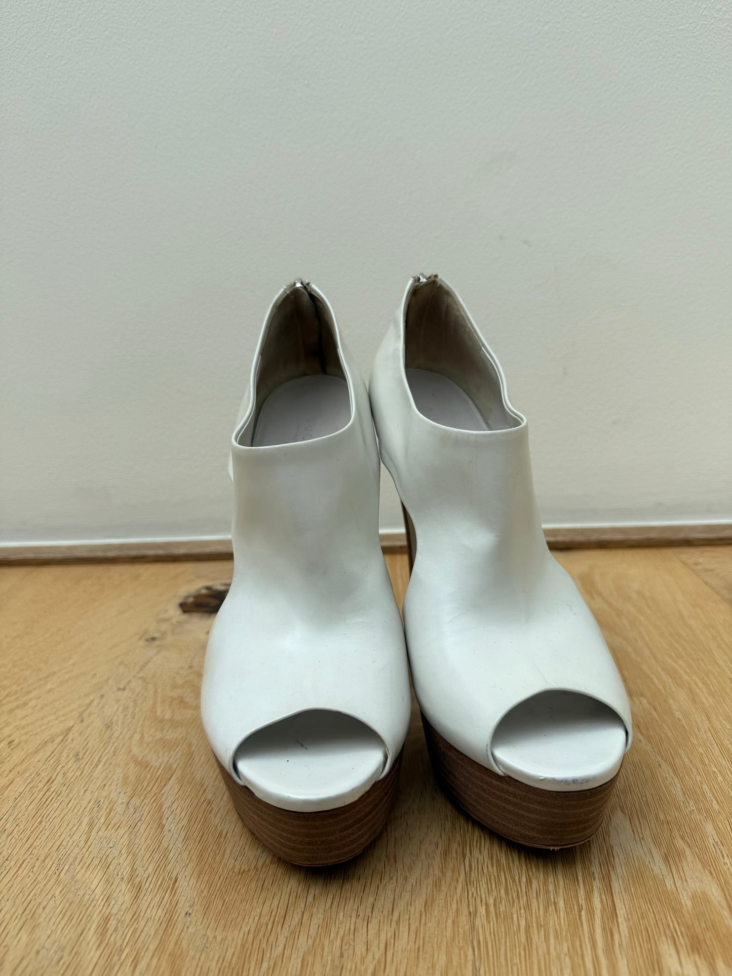 GUCCI wedge heels
